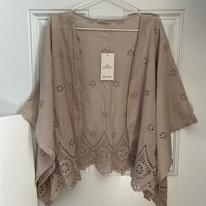 Made in Italy by Lara Guidotti Topper | color: sand | one size